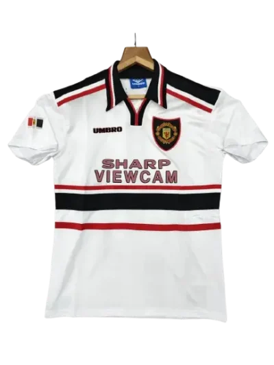 Manchester United 1996/97 Away Jersey - Vintage