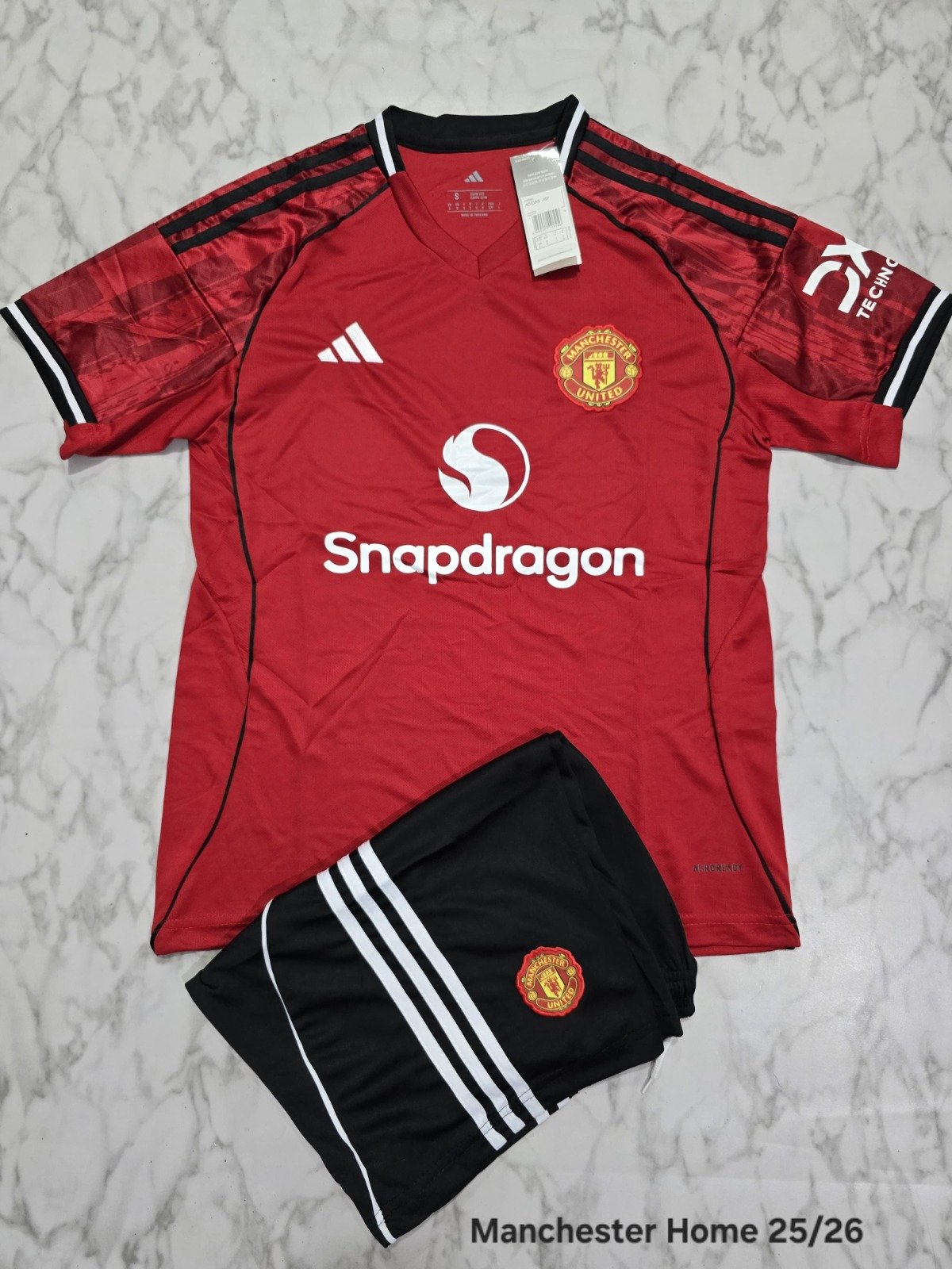 Manchester United 2025/26 Home Jersey - Set Edition